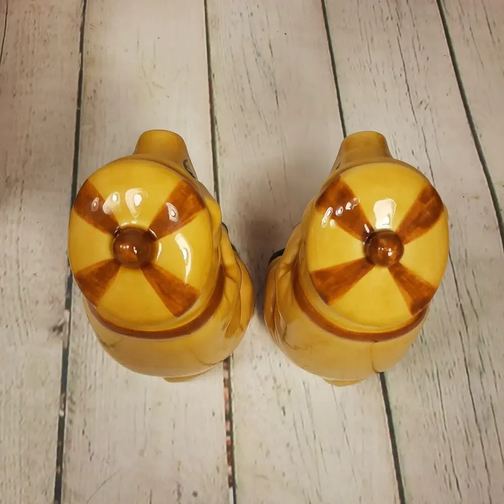 Vintage‎ Ceramic Big Pigs Salt & Pepper Shaker Set Yellow & Brown Pig Decor